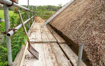 advantages of Maud thatch roofing